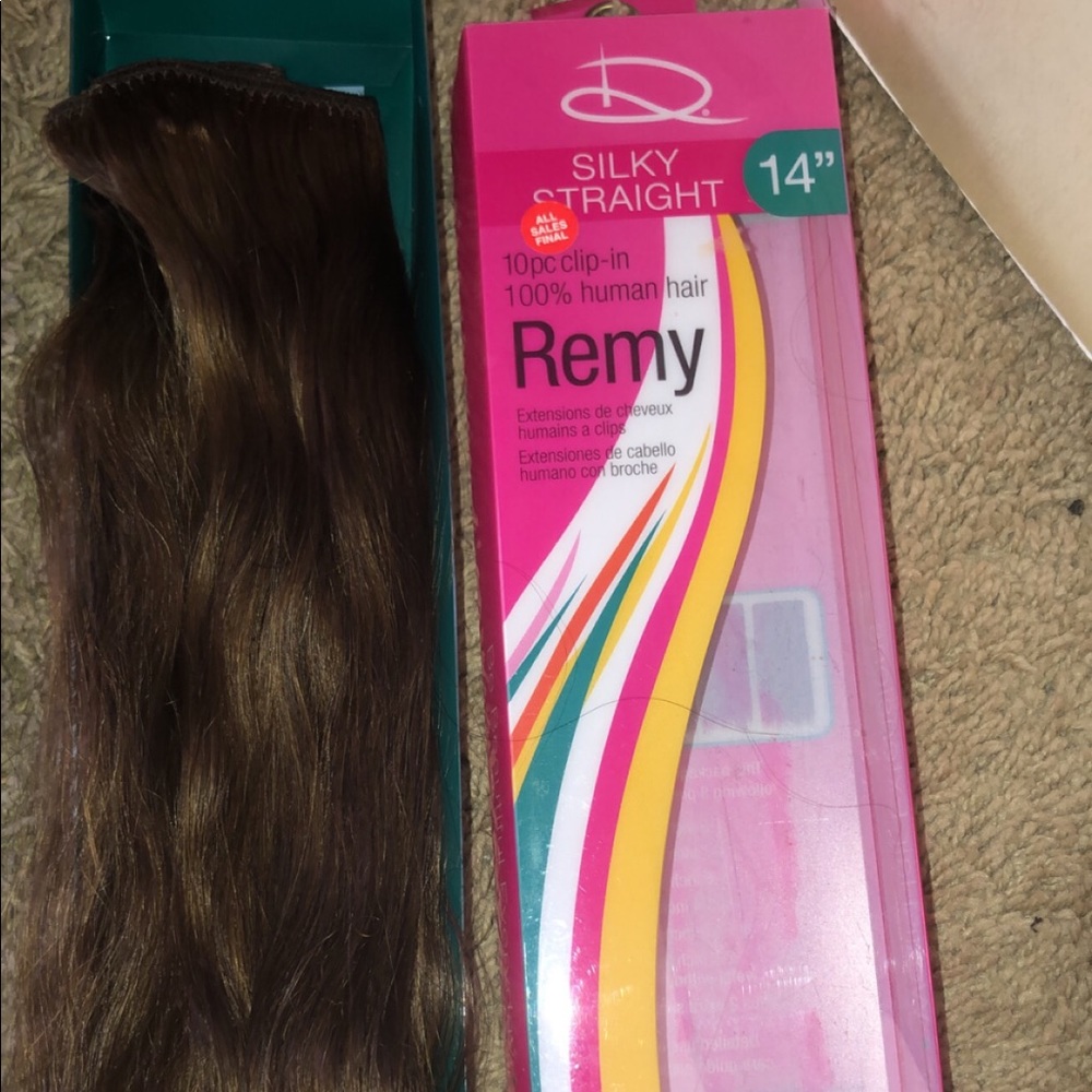 100% Remy Human clip-in extensions. (Dark brown)